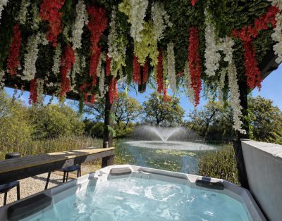 Holly Tree Lodge